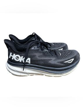 HOKA Women’s Clifton 9 Black White Sneakers Size 8.5 B Comfy Running Shoe
